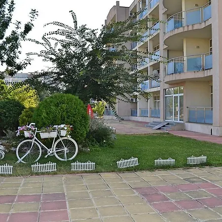 Semiramida Garden Eh Διαμέρισμα Σάνι Μπιτς