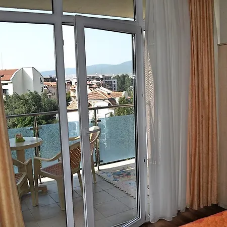 Semiramida Garden Eh * Σάνι Μπιτς